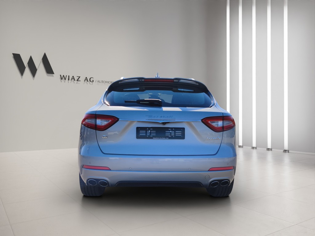 MASERATI Levante 3.0 V6 GranSport-image-4