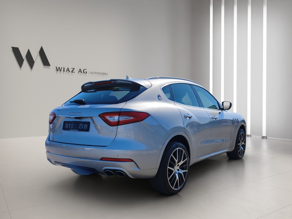 MASERATI Levante 3.0 V6 GranSport-image-5