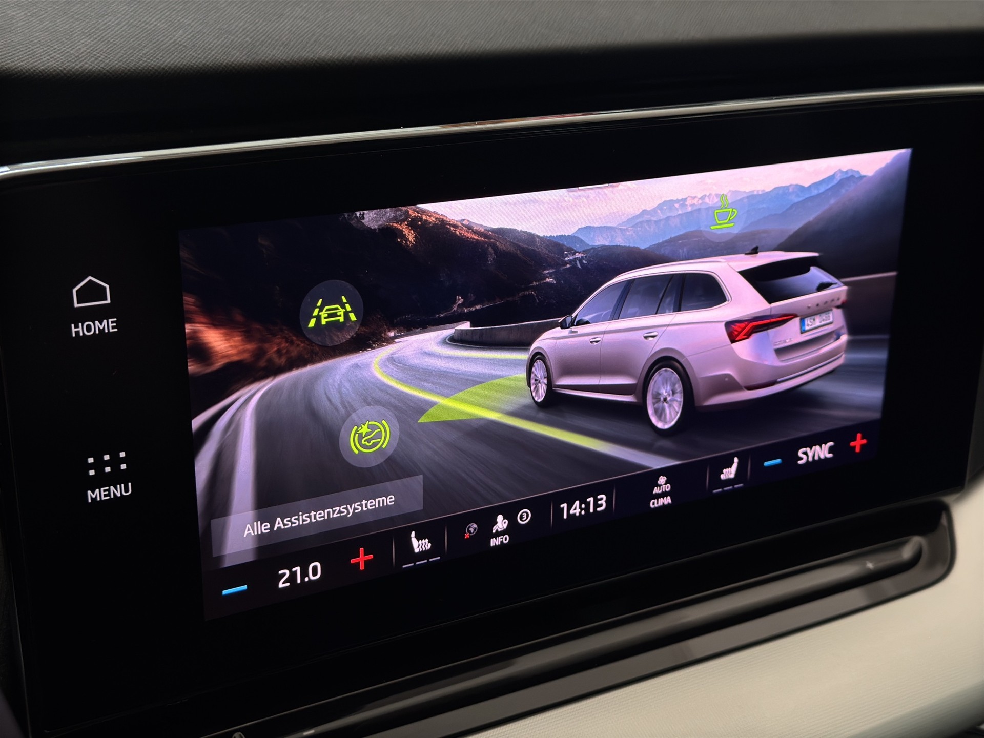 SKODA Octavia Combi 1.5 TSI mHEV DSG Ambition-image-18