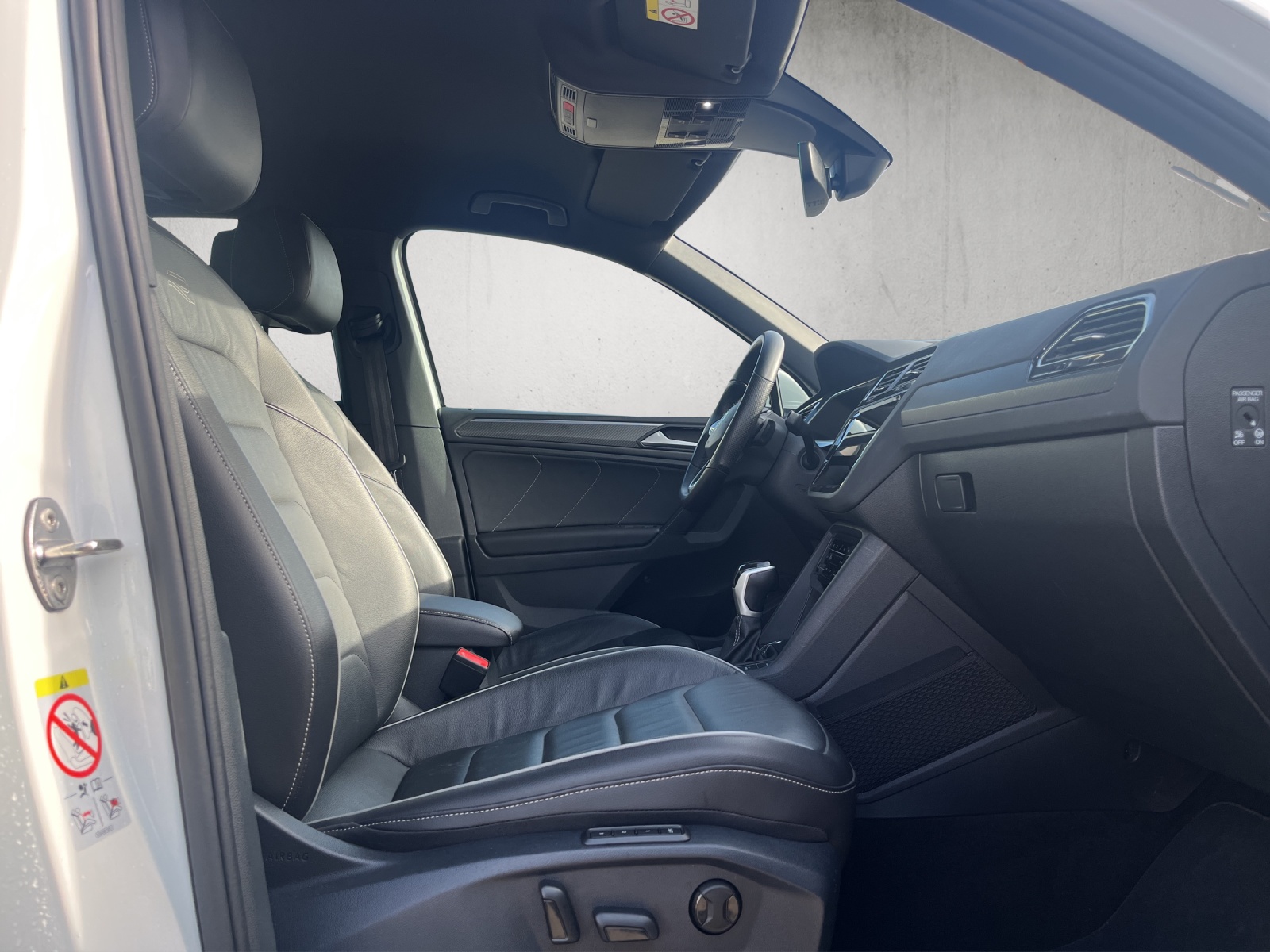 VW Tiguan 2.0 TSI R DSG-image-12