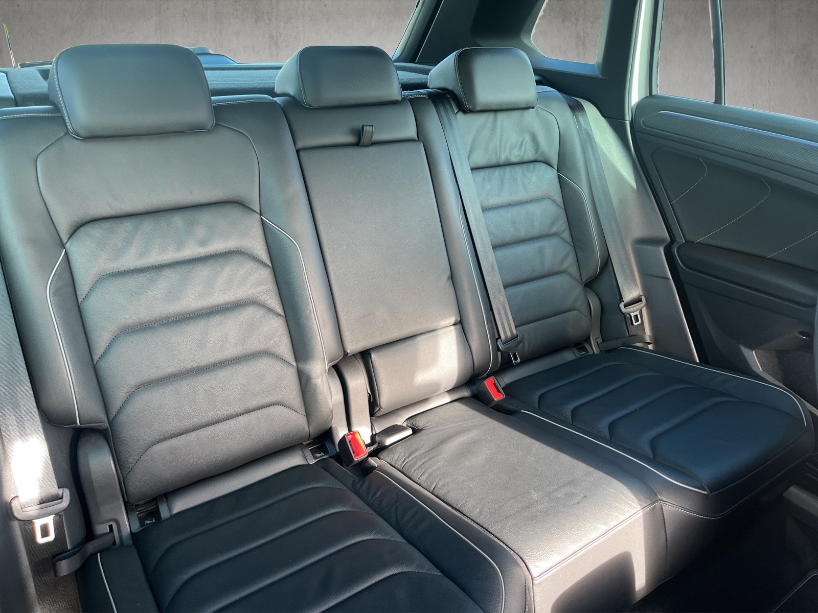VW Tiguan 2.0 TSI R DSG-image-13