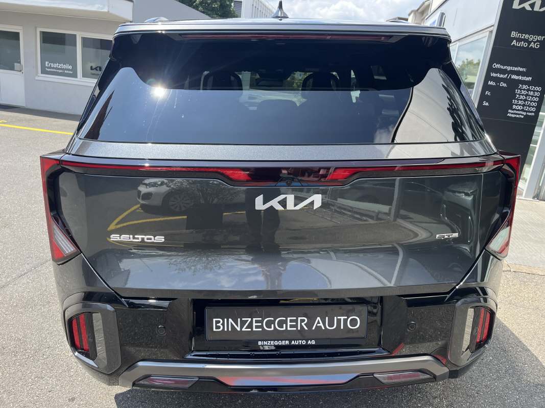 KIA Seltos 1.6 T-GDi GT-Line-image-3