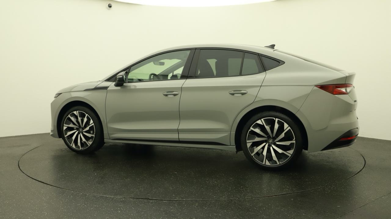 SKODA Enyaq Coupé Sportline 4x4-image-2
