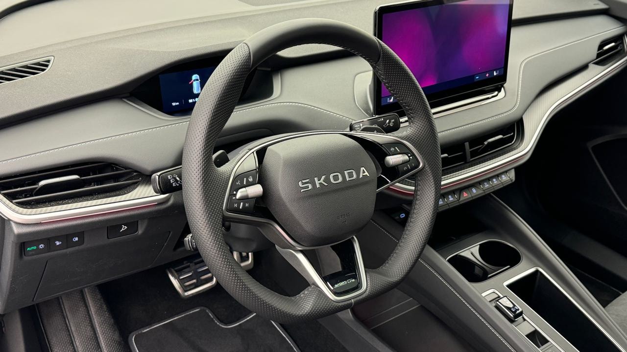 SKODA Enyaq Coupé Sportline 4x4-image-6