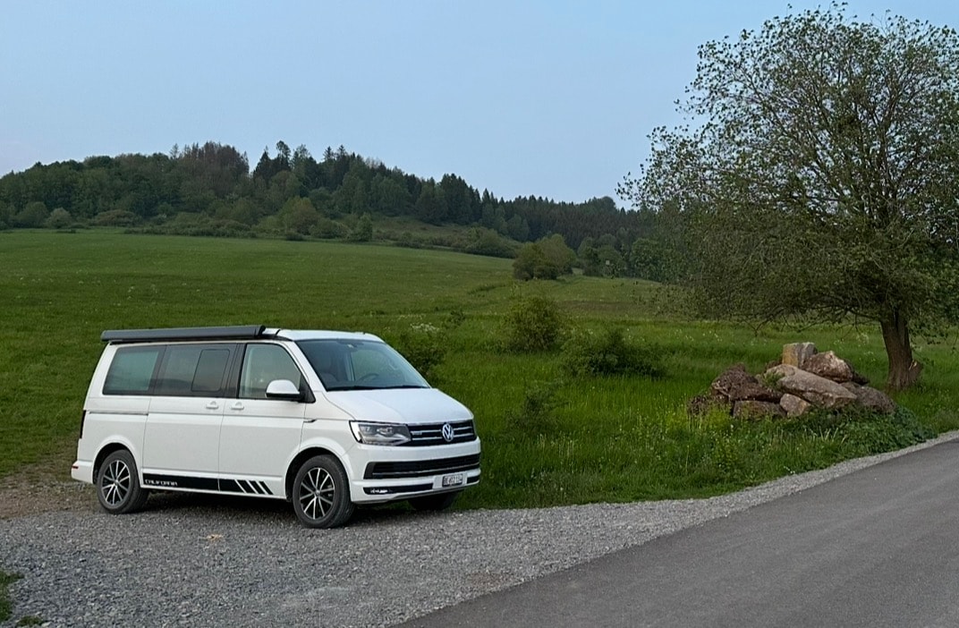 VW California T6 Ocean - GREY Edition - 4MOTION - 199 ch - boîte automatique DSG-image-9
