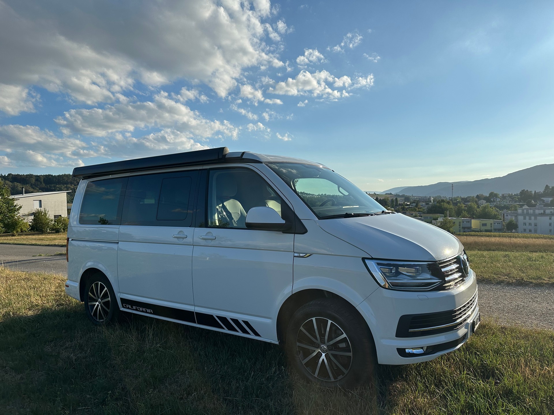 VW California T6 Ocean - GREY Edition - 4MOTION - 199 ch - boîte automatique DSG-image-3