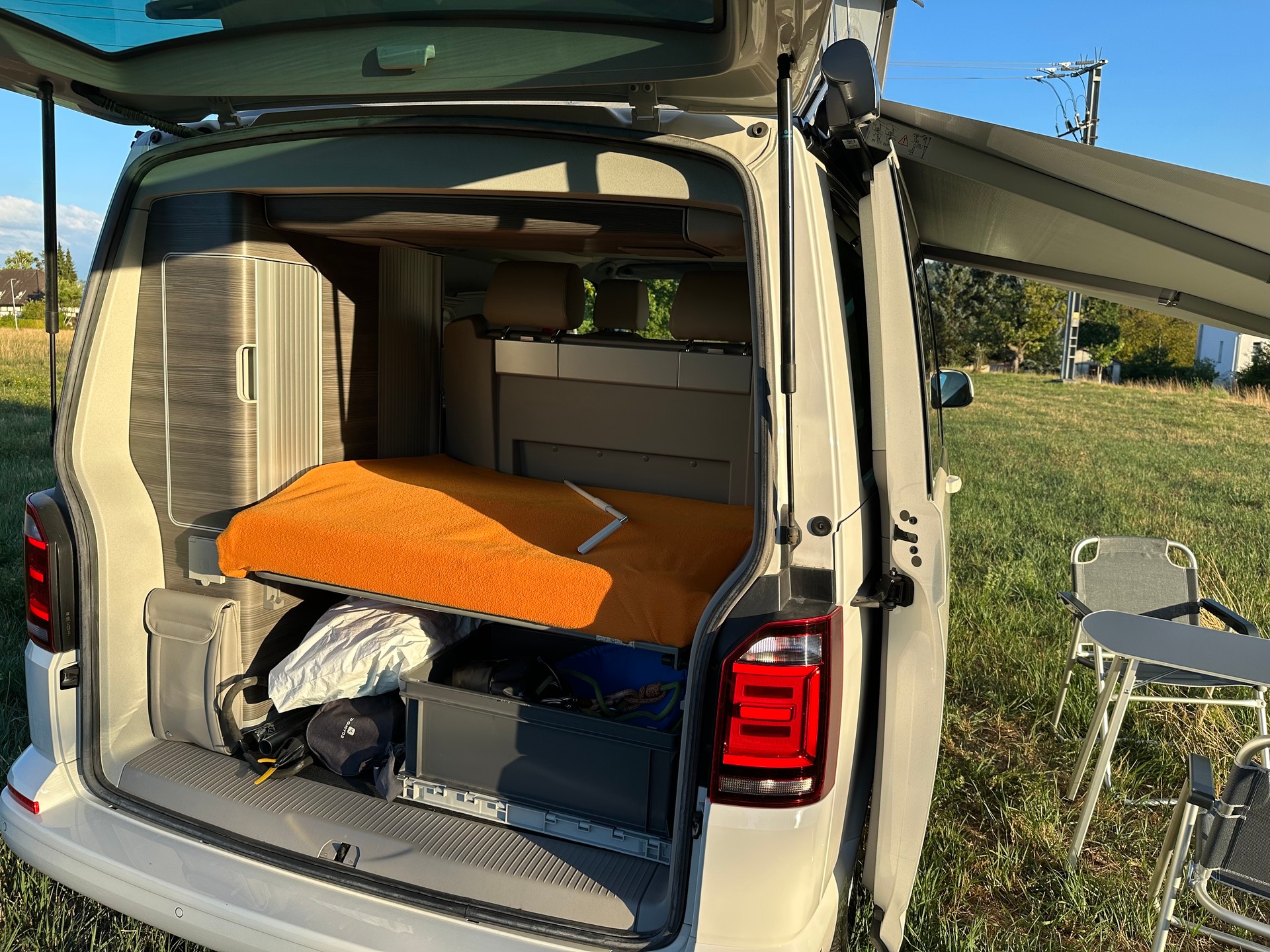 VW California T6 Ocean - GREY Edition - 4MOTION - 199 ch - boîte automatique DSG-image-8