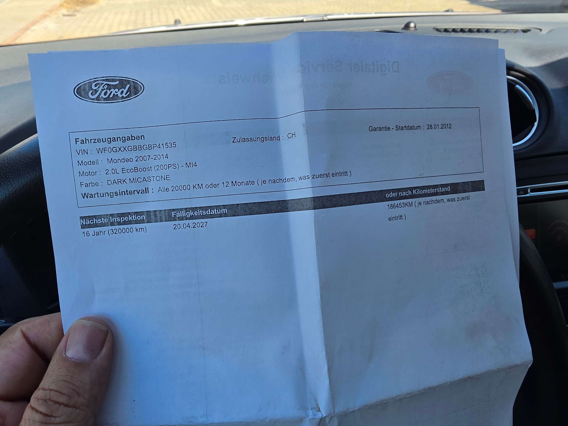 FORD Mondeo 2.0 EcoBoost SCTi TitaniumS PowerShift-image-11