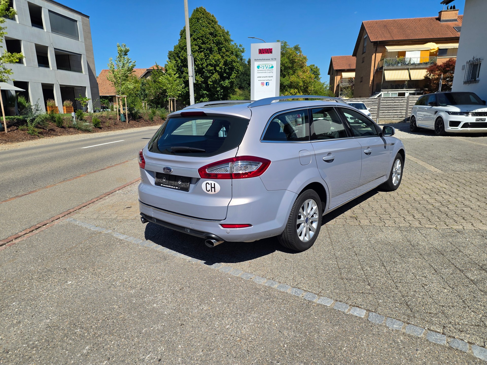 FORD Mondeo 2.0 EcoBoost SCTi TitaniumS PowerShift-image-2