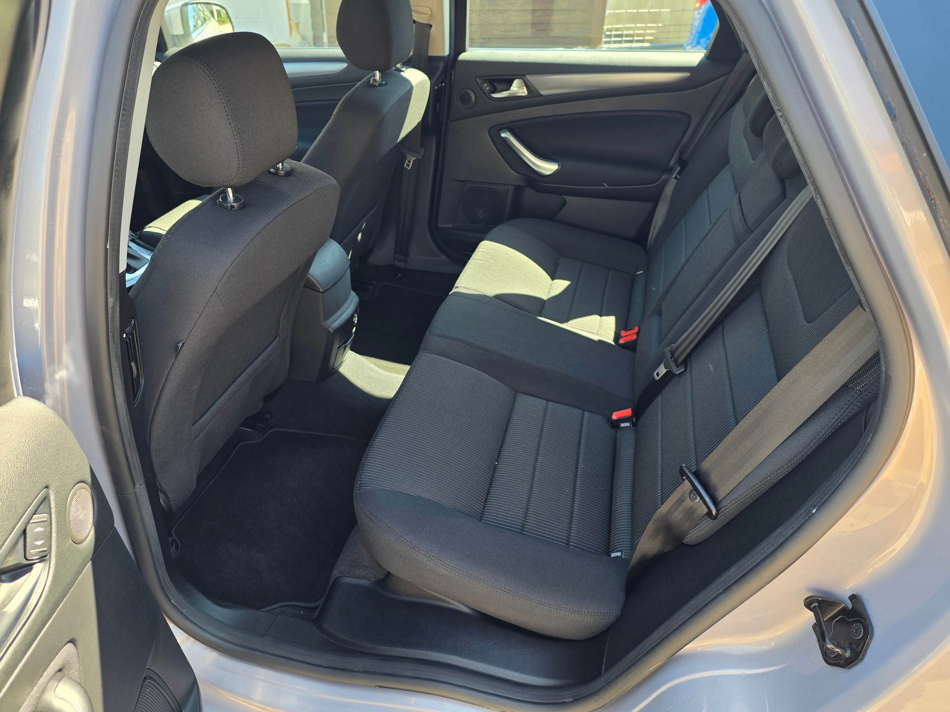 FORD Mondeo 2.0 EcoBoost SCTi TitaniumS PowerShift-image-7