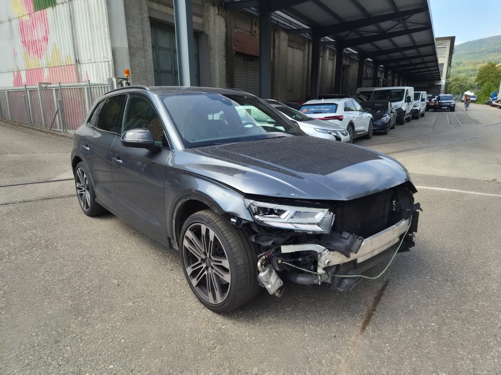 AUDI SQ5 TDI quattro tiptronic-image-0
