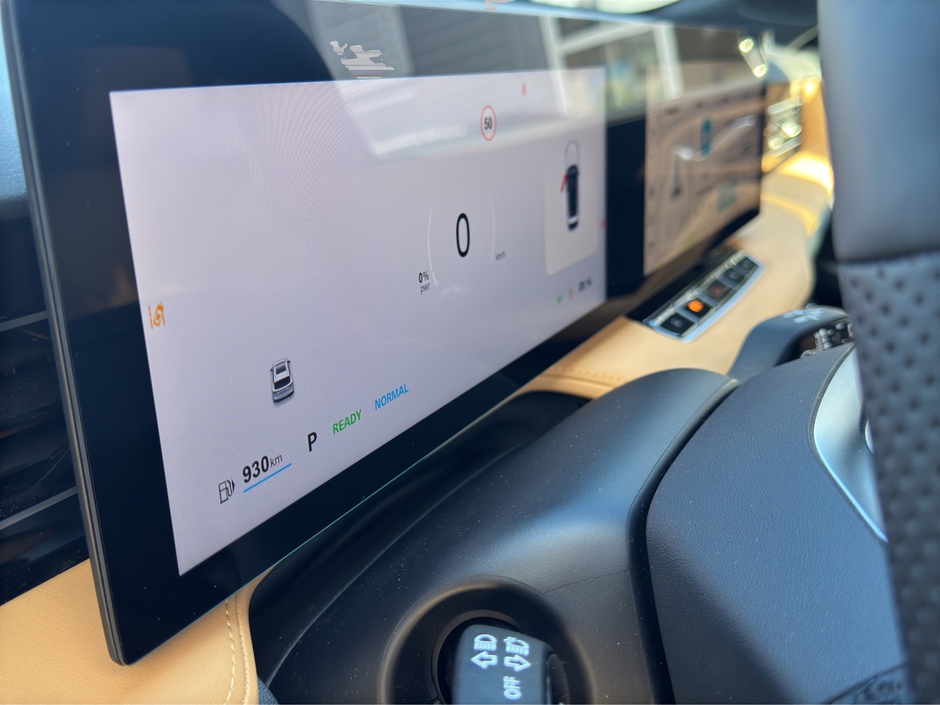 MG HS 1.5 T HEV Luxury-image-10