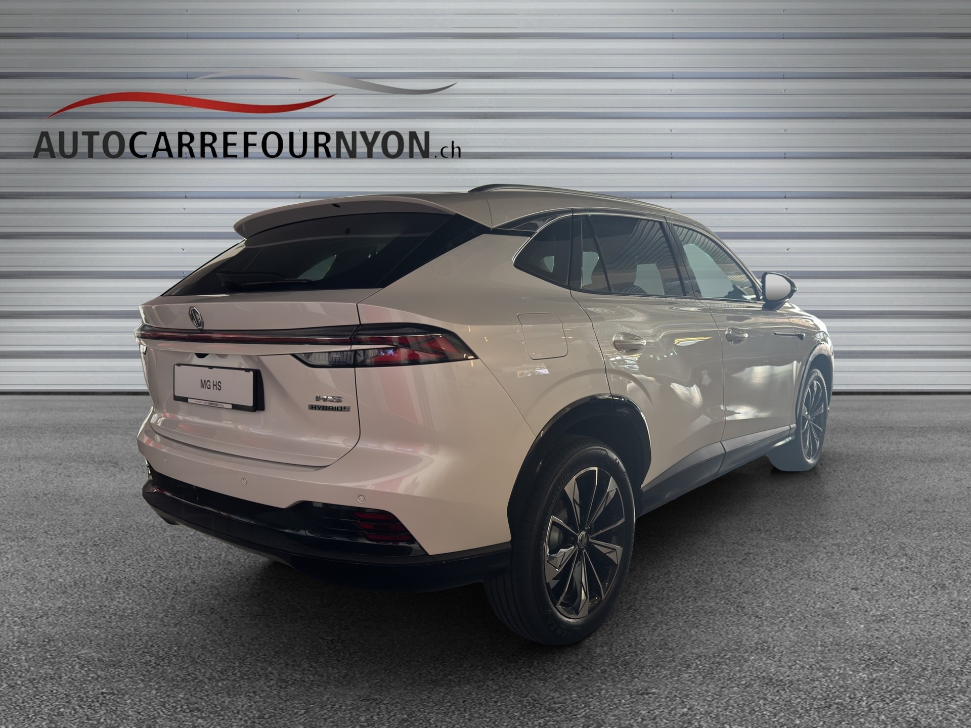 MG HS 1.5 T HEV Luxury-image-4