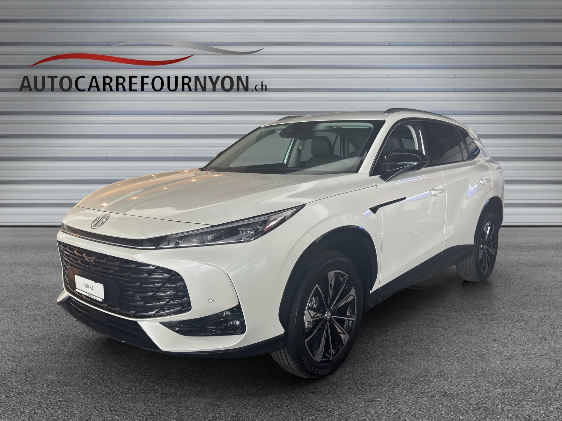 MG HS 1.5 T HEV Luxury-image-0