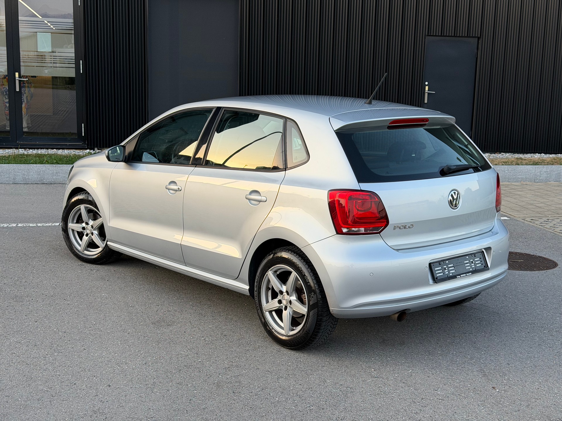 VW Polo 1.4 16V Comfortline-image-5