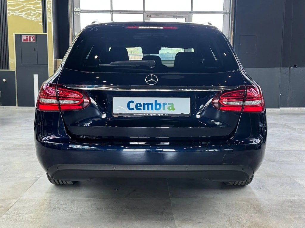 MERCEDES-BENZ C 220 d Swiss Star 4M 9G-Tronic-image-5