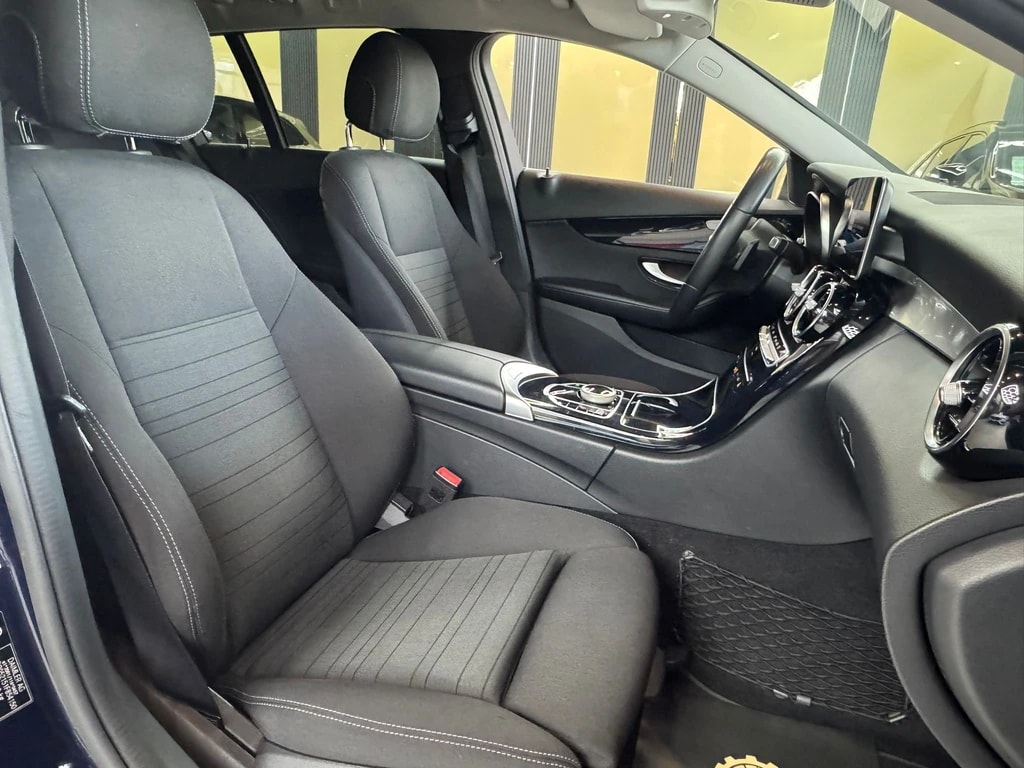 MERCEDES-BENZ C 220 d Swiss Star 4M 9G-Tronic-image-11