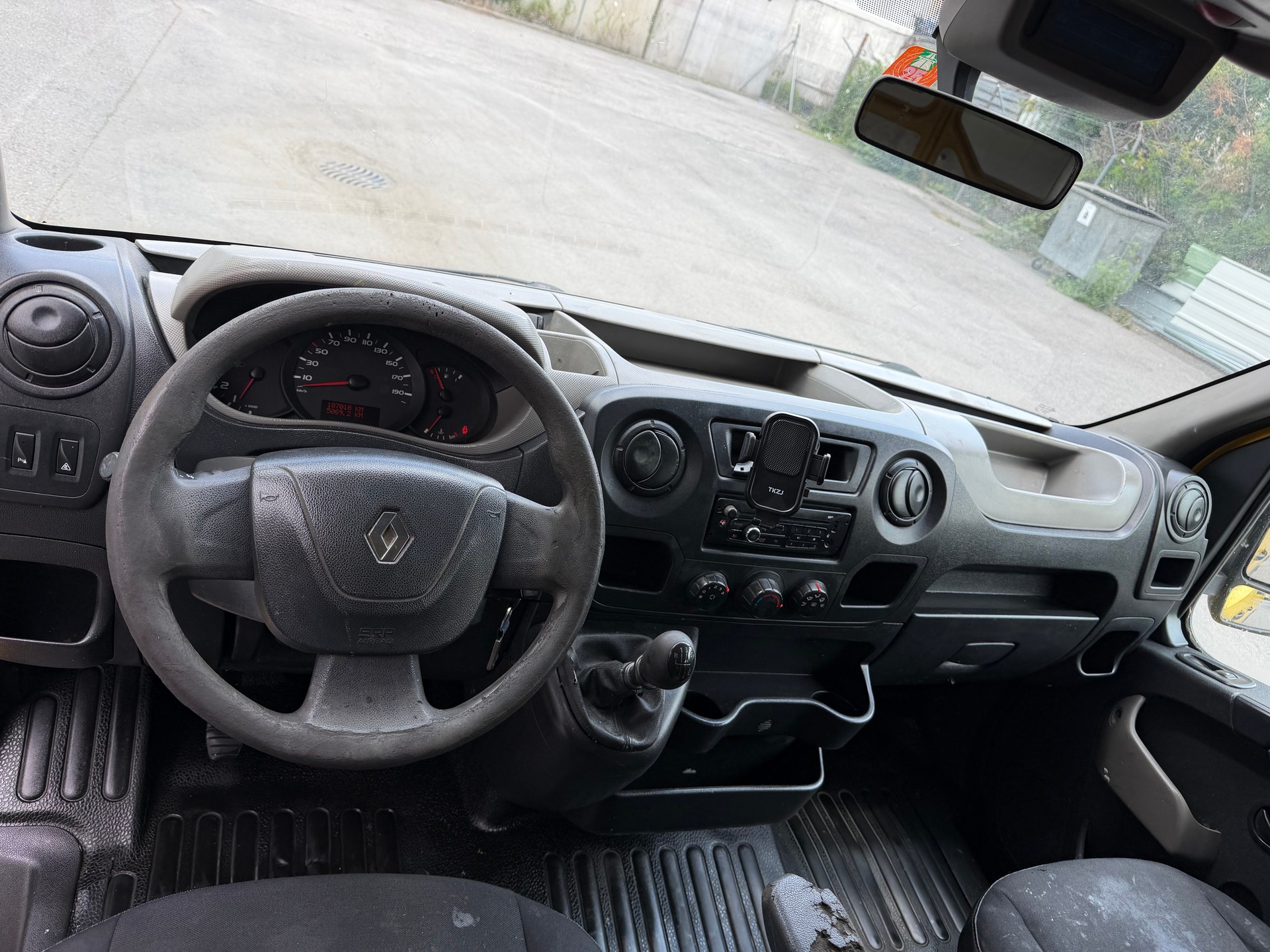 RENAULT MASTER-image-7