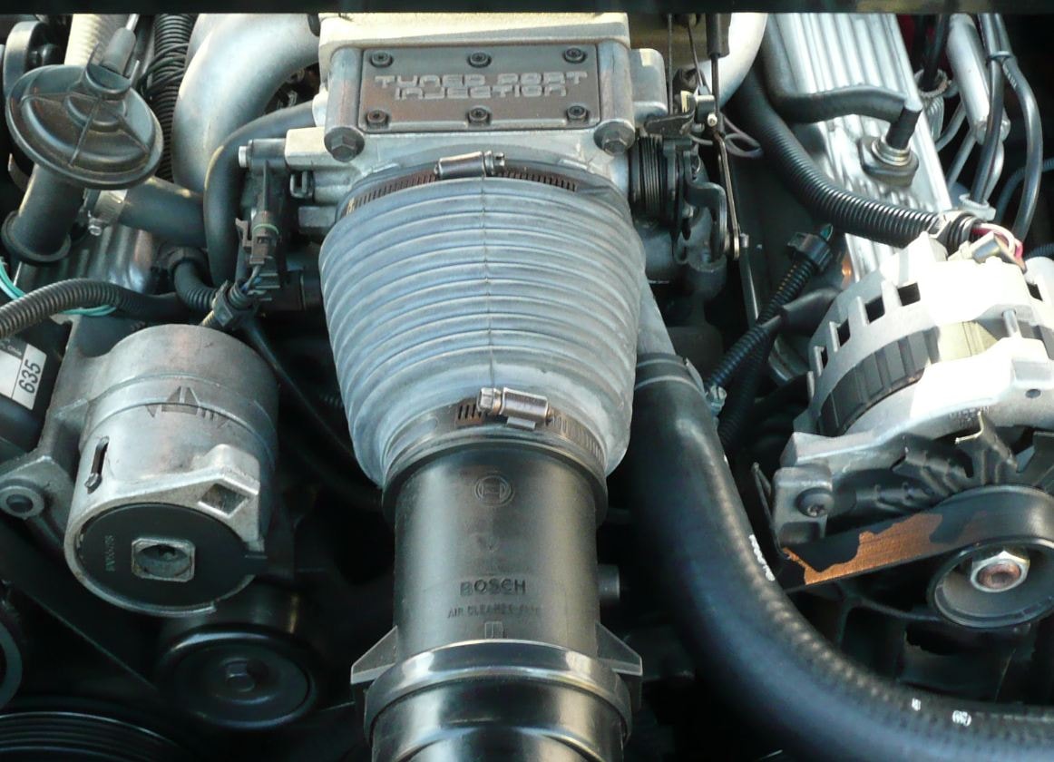 CHEVROLET IROC Z28-image-5