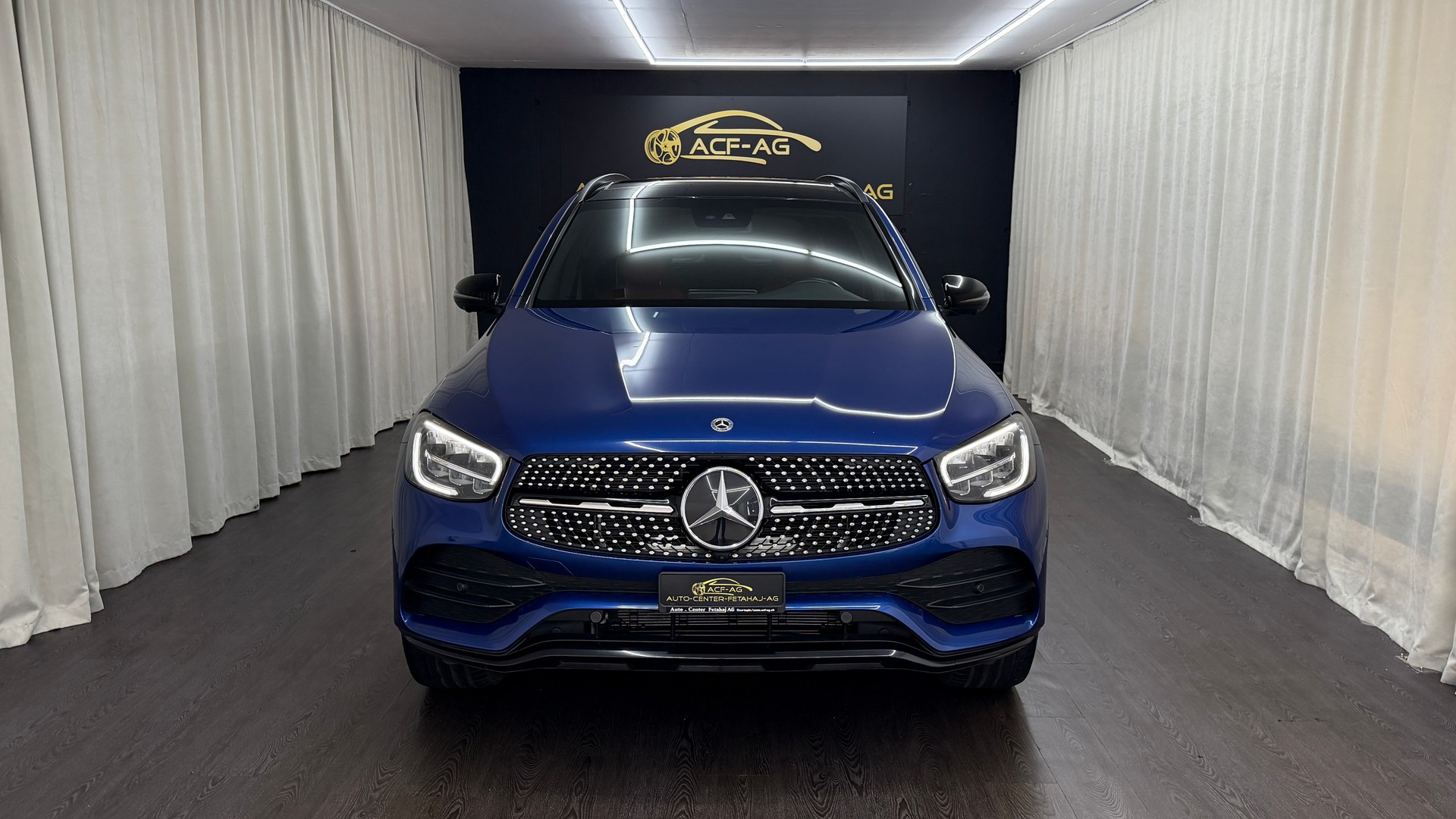MERCEDES-BENZ GLC 300 e AMG Line 4Matic 9G-Tronic-image-1