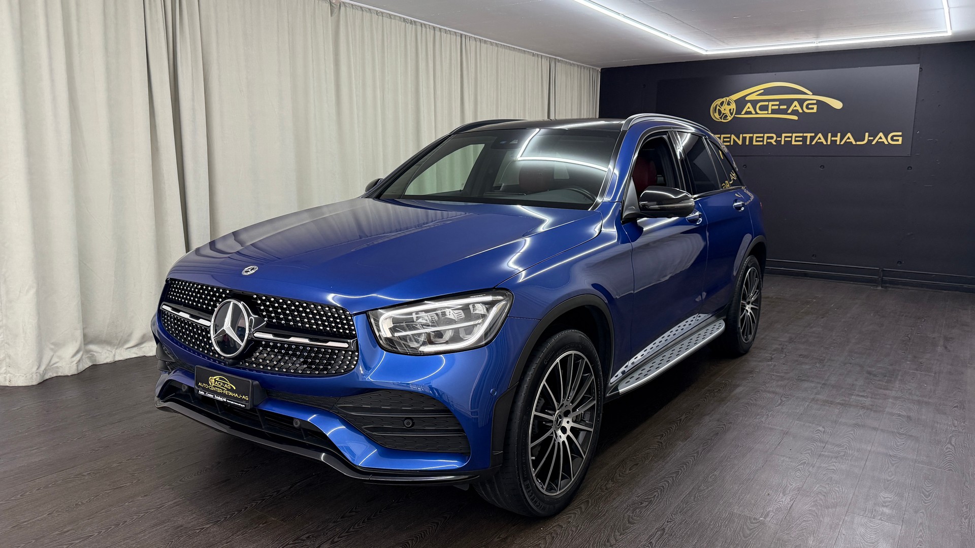 MERCEDES-BENZ GLC 300 e AMG Line 4Matic 9G-Tronic-image-0