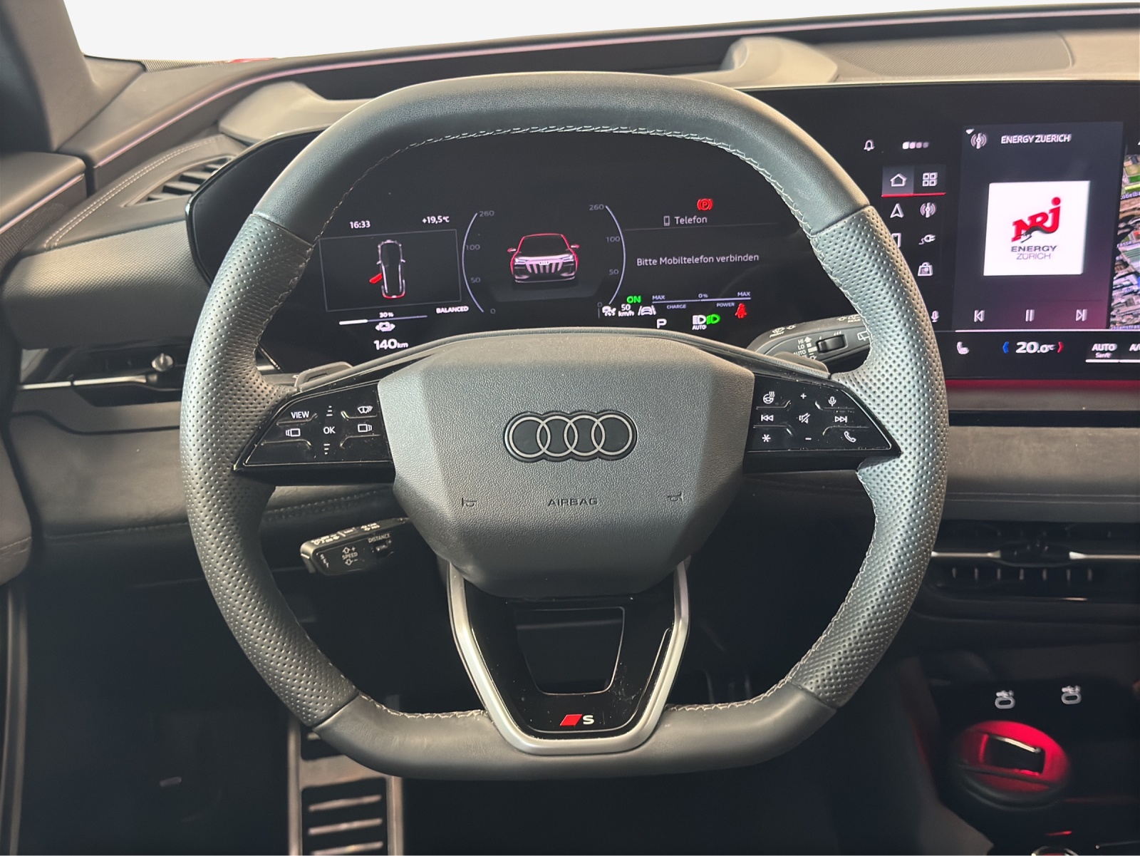 AUDI SQ6 e-tron quattro-image-10