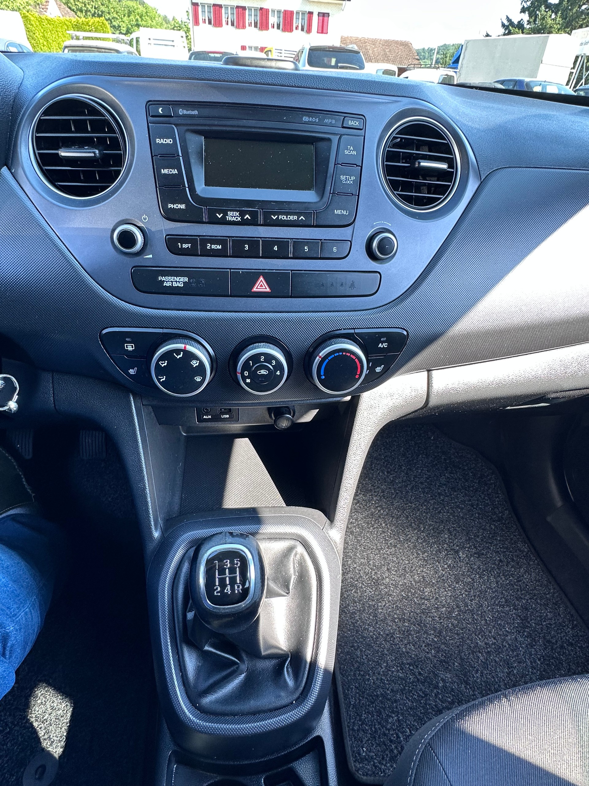 HYUNDAI i10 1.0 Origo-image-15