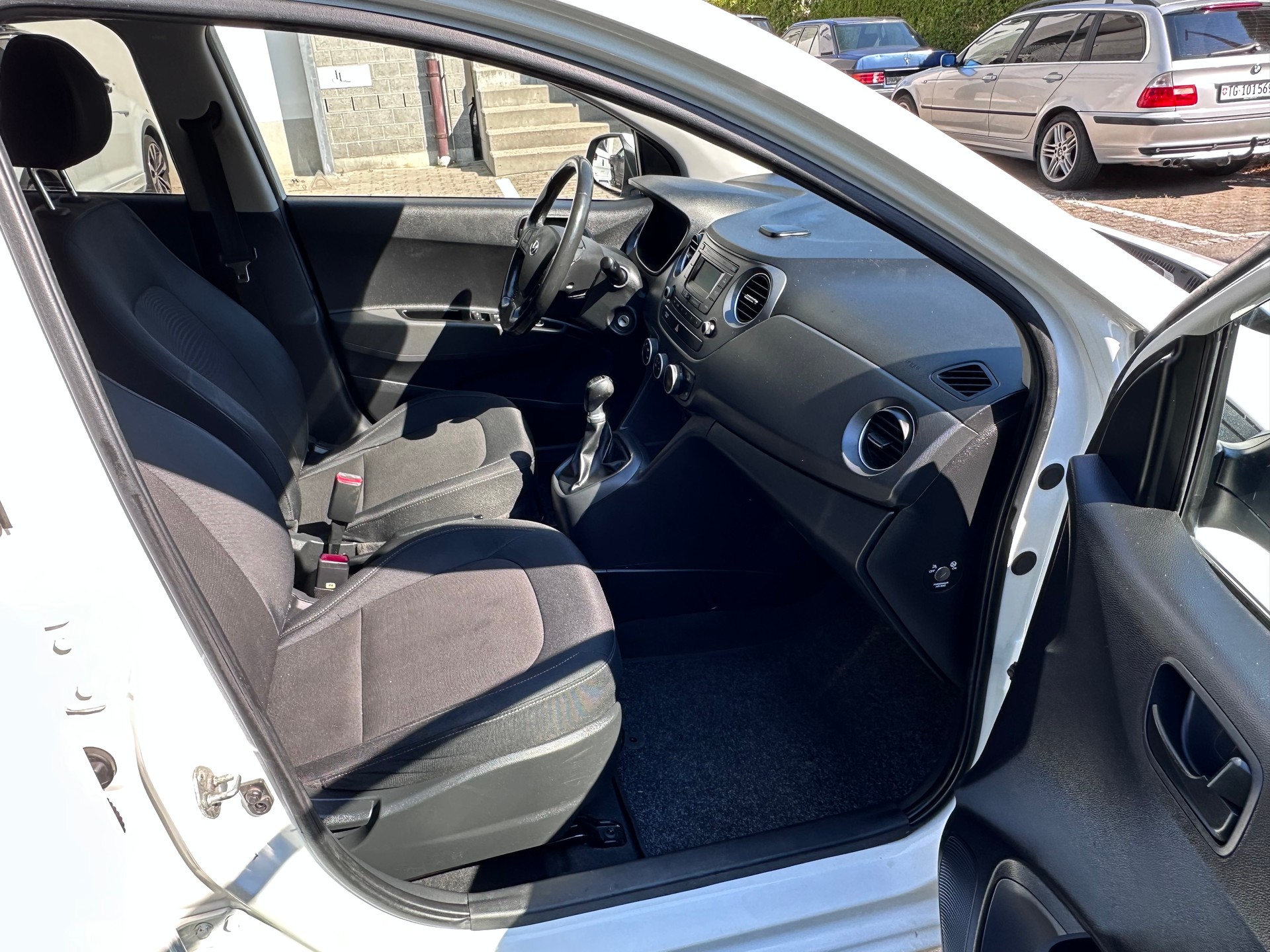 HYUNDAI i10 1.0 Origo-image-9