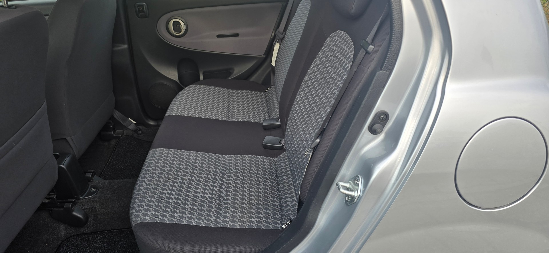 DAIHATSU Trevis 1.0-image-10