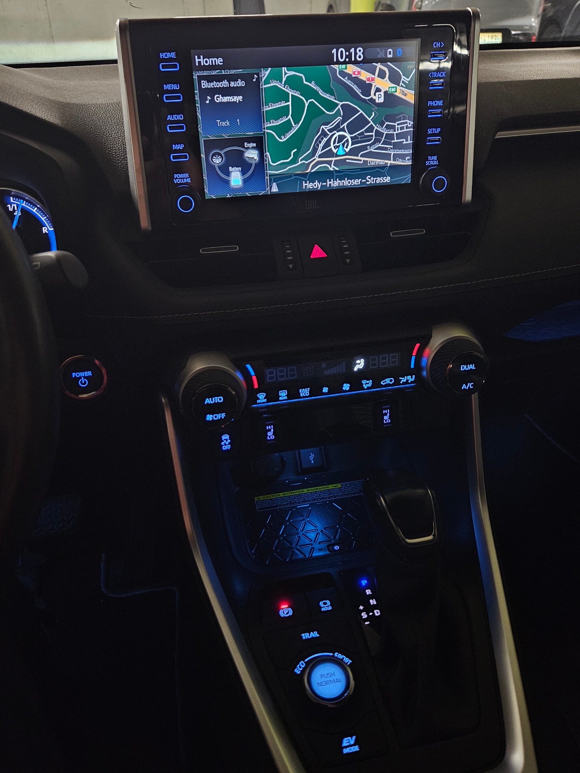 TOYOTA 2.5 HEV Black Edition-image-3