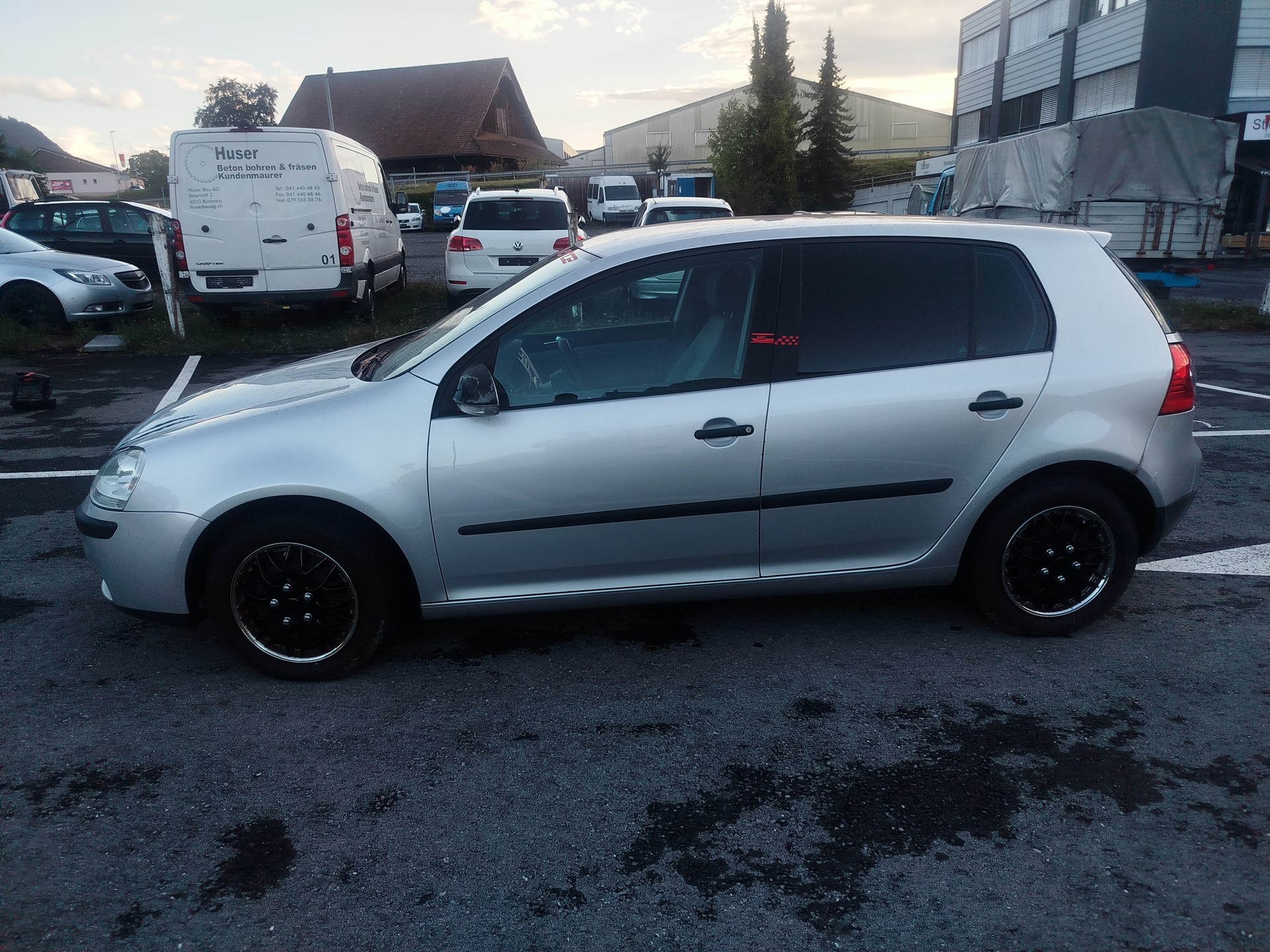 VW Golf 1.6 FSI Sportline-image-2