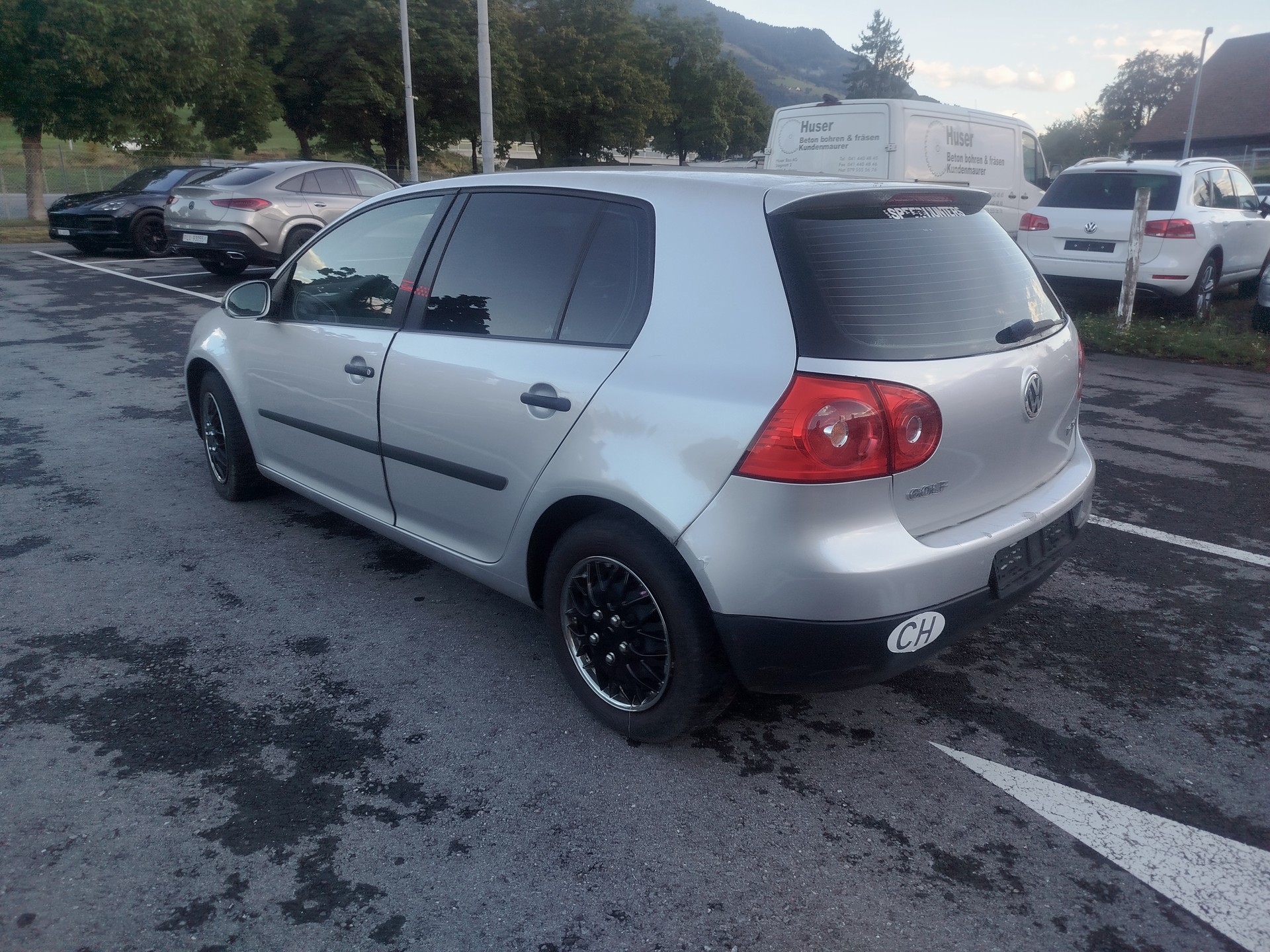 VW Golf 1.6 FSI Sportline-image-3