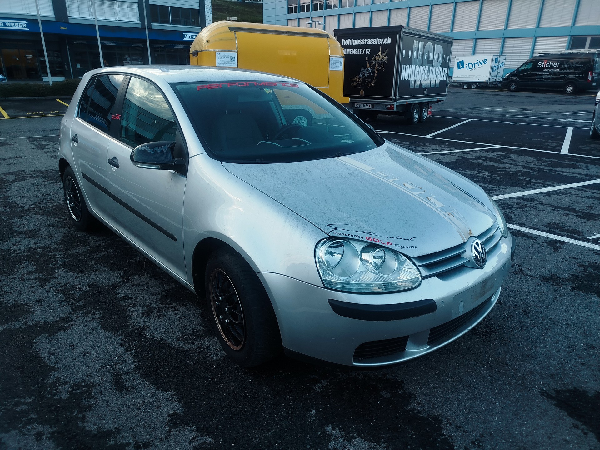 VW Golf 1.6 FSI Sportline-image-7
