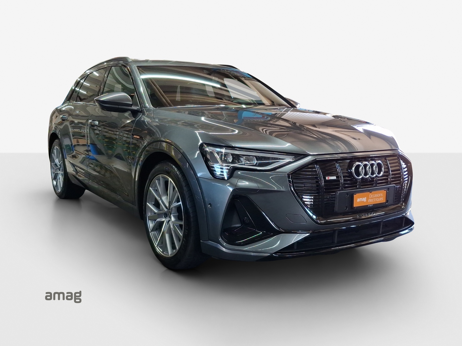 AUDI e-tron 50 S Line Attraction quattro-image-5