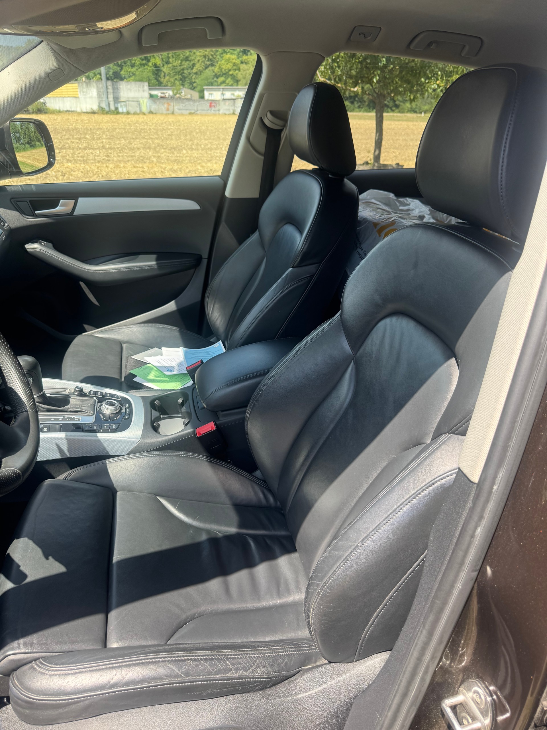 AUDI Q5 2.0 TFSI quattro-image-9