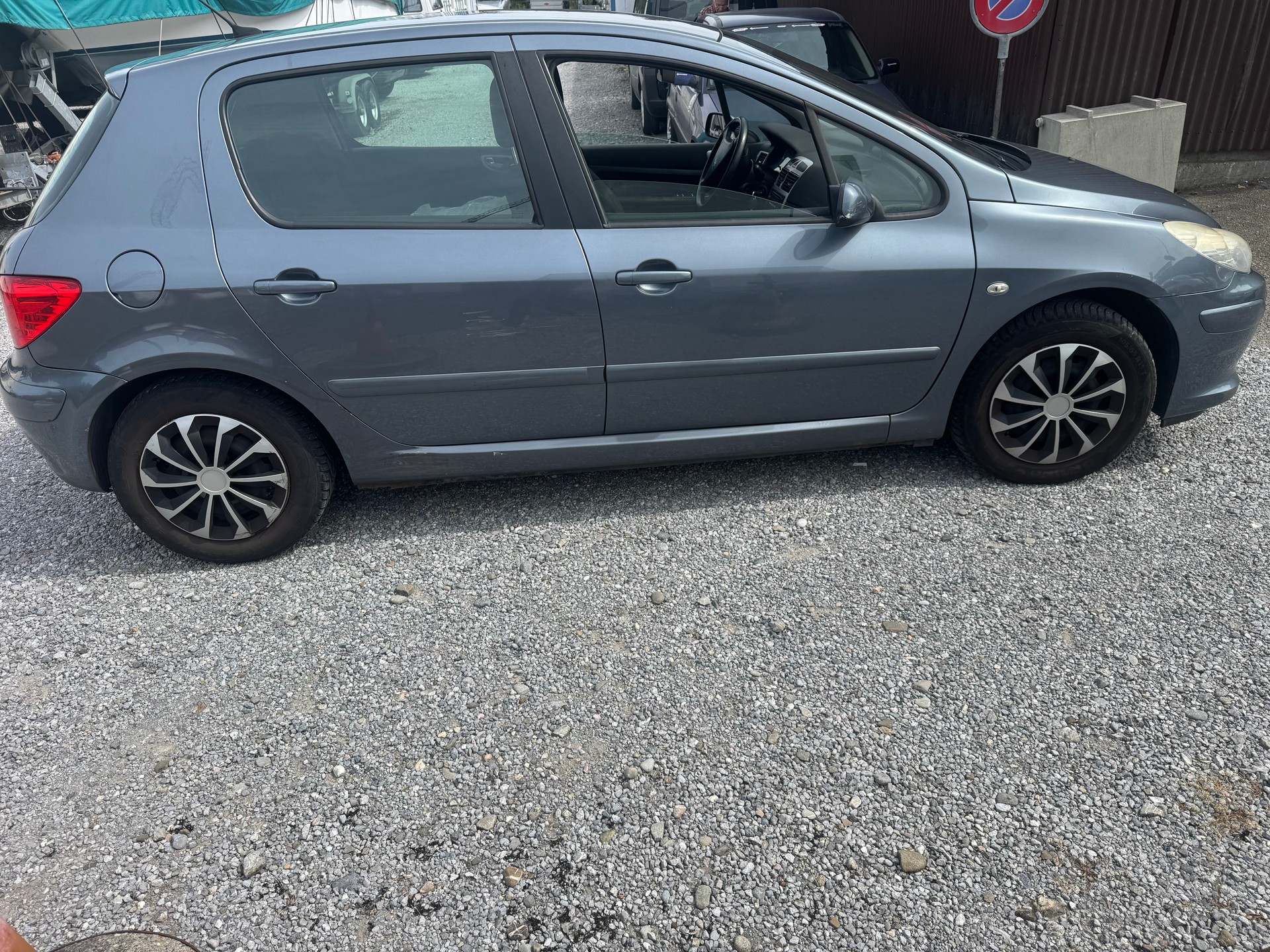 PEUGEOT 307 1.6 16V XS-image-5