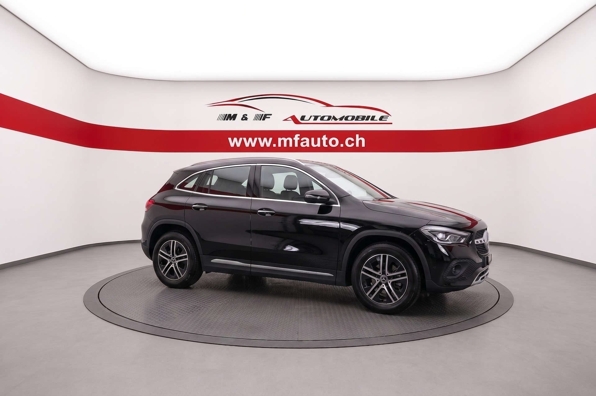 MERCEDES-BENZ GLA 180 d Progressive * CH FAHRZEUG *-showroom-element-2