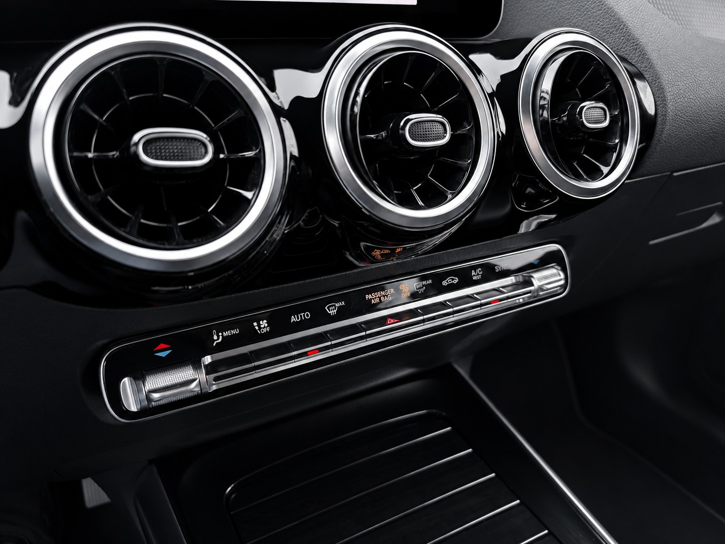 MERCEDES-BENZ GLA 180 d Progressive * CH FAHRZEUG *-image-22