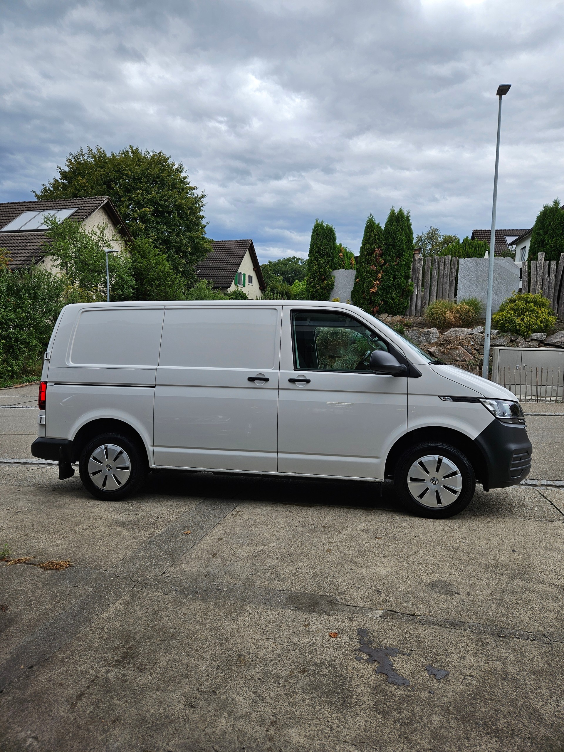 VW T6.1 2.0 TDI DSG-image-6