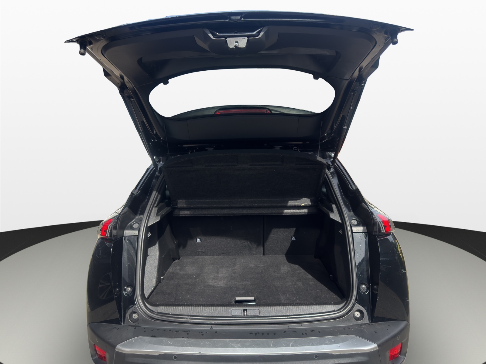 PEUGEOT 2008 1.2 PureTech GT EAT8-image-19