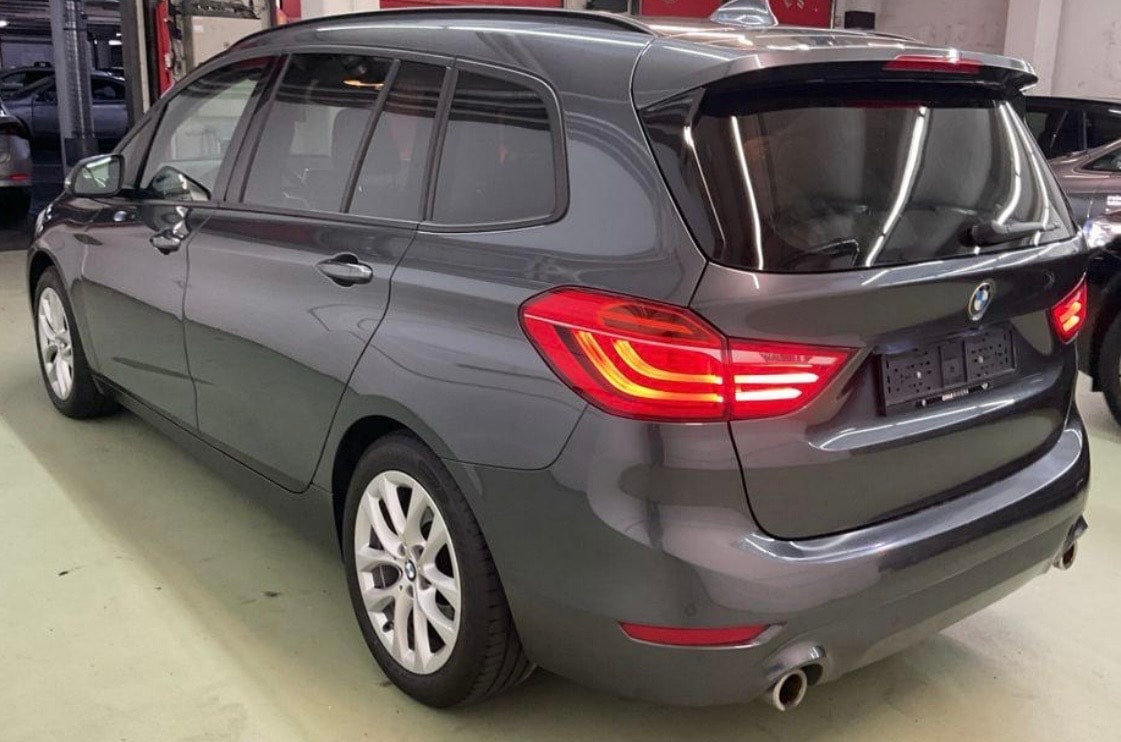 BMW 218d xDrive Gran Tourer Steptronic-image-1
