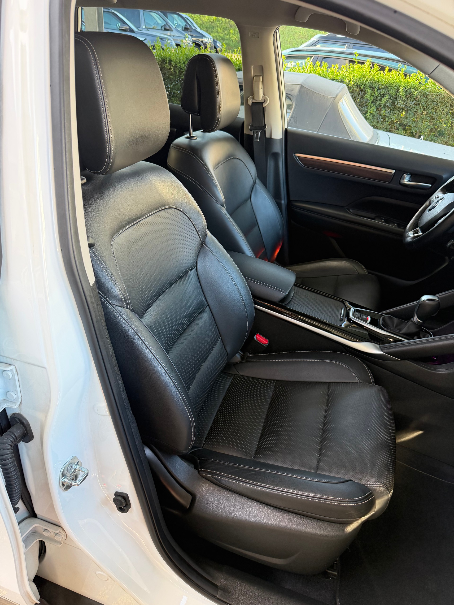RENAULT Koleos 2.0 dCi Edition One 4x4 Xtronic CVT-image-15