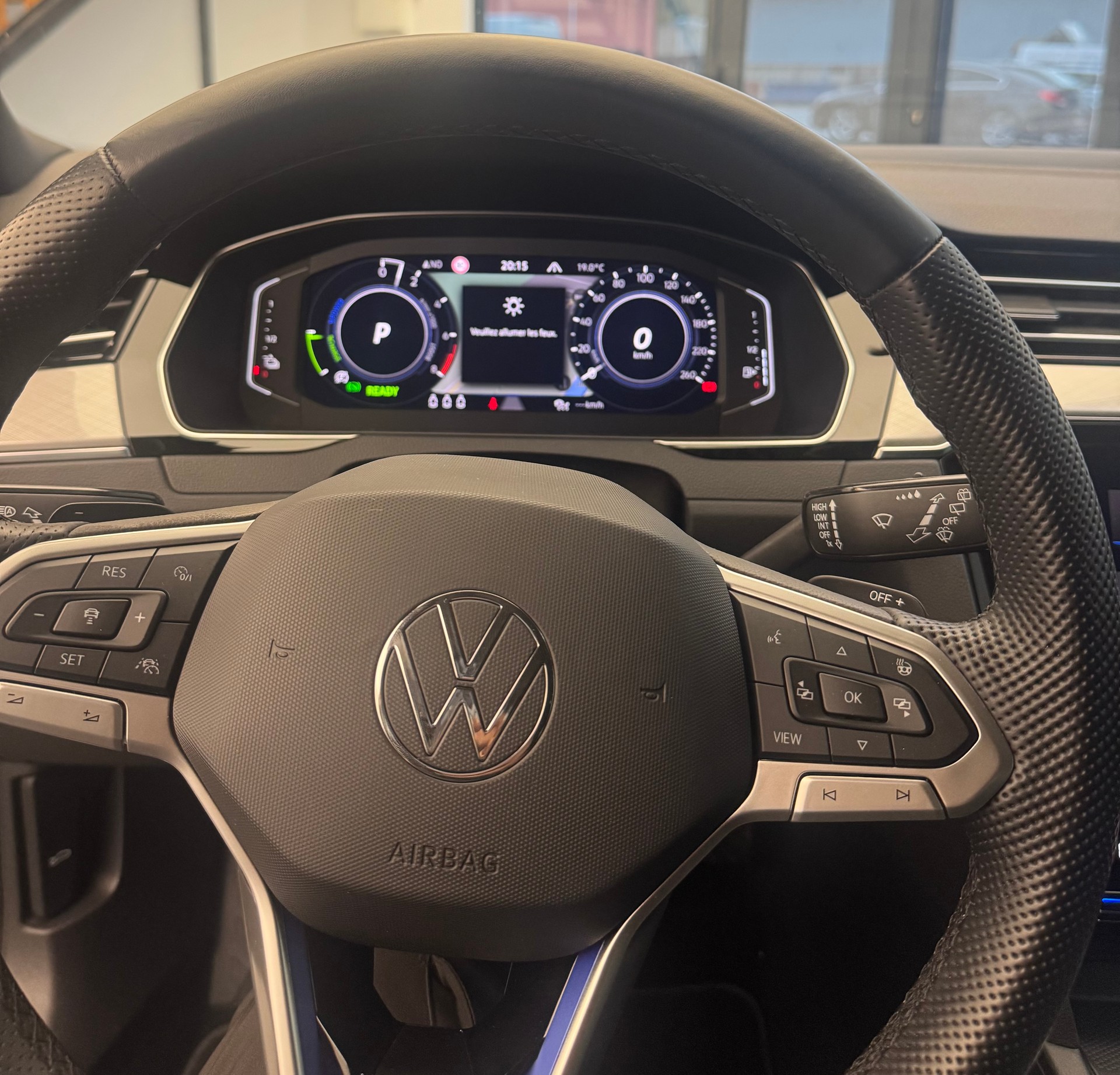 VW GTE-image-6
