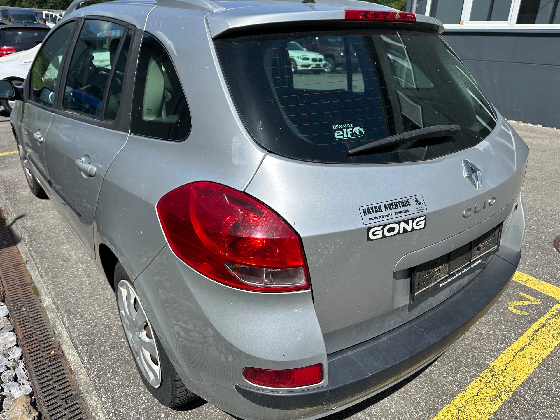 RENAULT Clio Grandtour 1.2 16V Turbo Dynamique-image-3