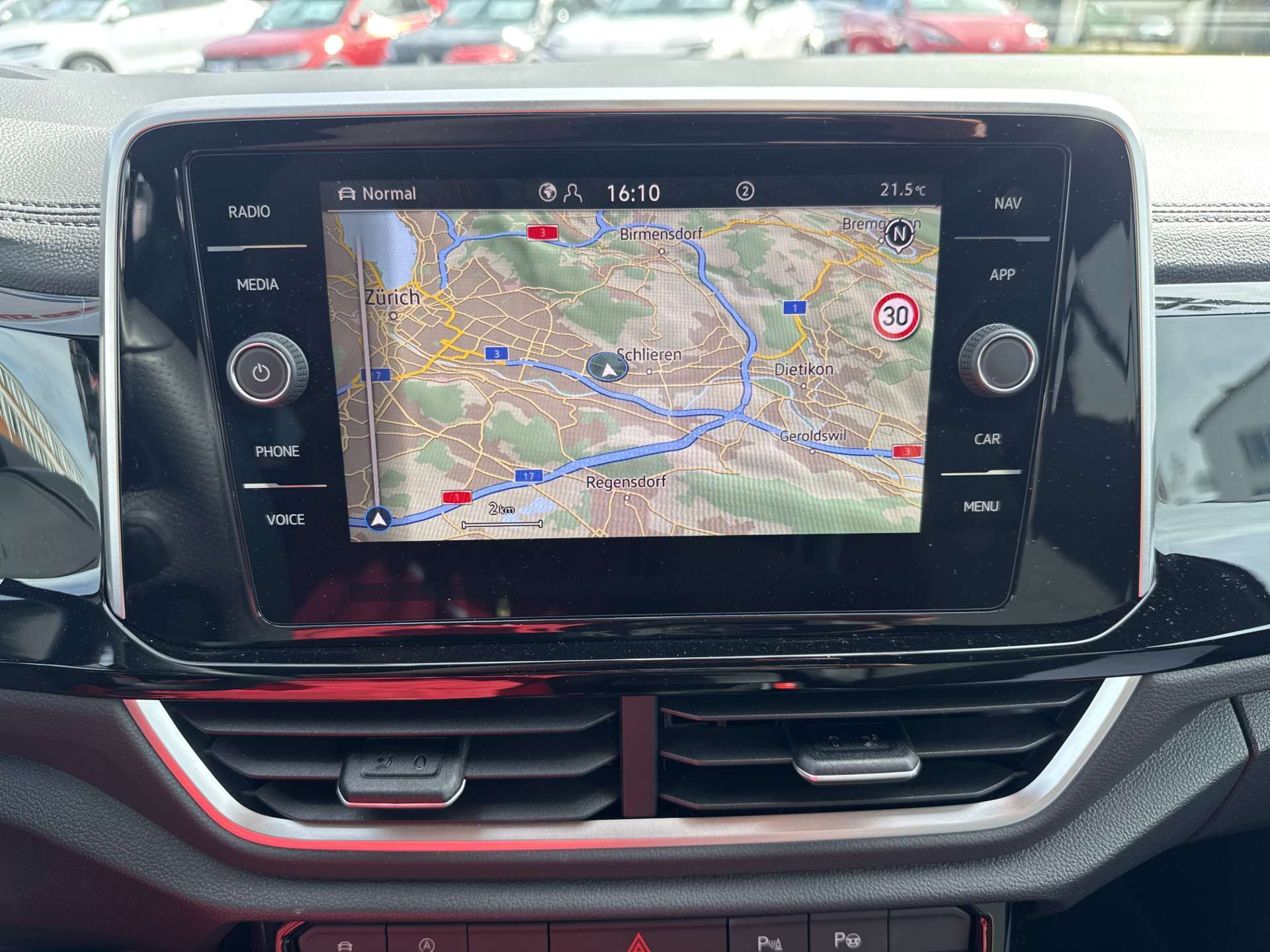 VW T-Roc 1.5 TSi EVO R-Line DSG-Automat-image-1