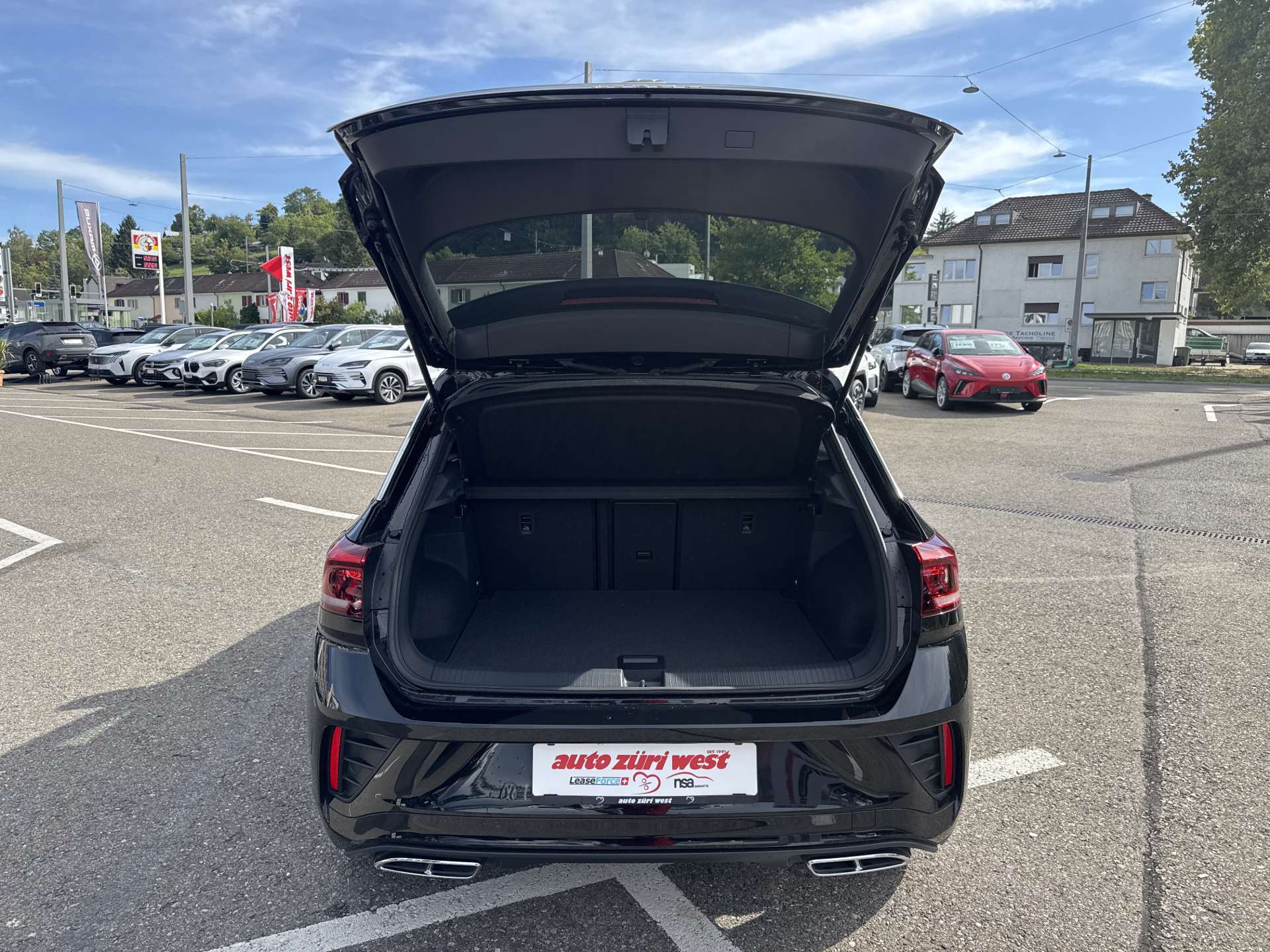VW T-Roc 1.5 TSi EVO R-Line DSG-Automat-image-7