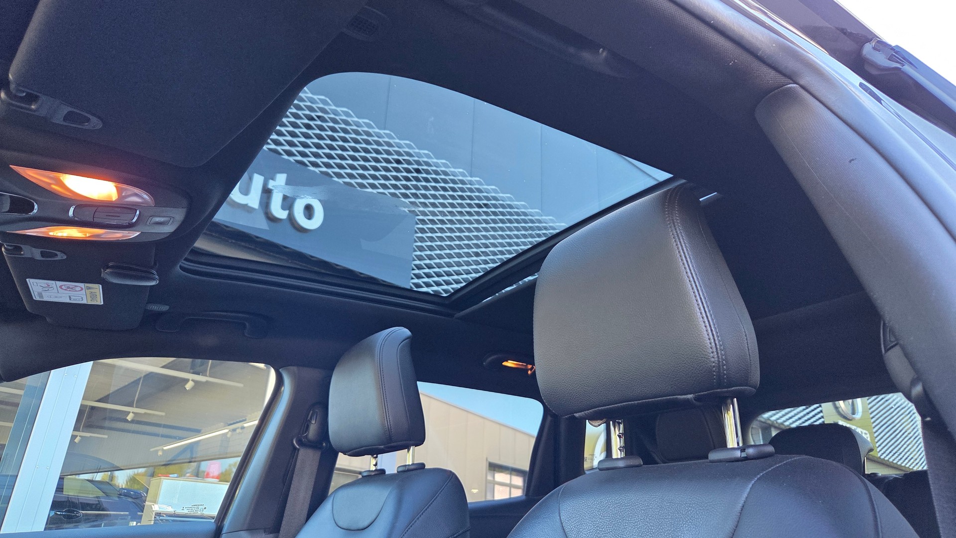 JEEP Compass 1.3 T PHEV Limited AWD-image-13