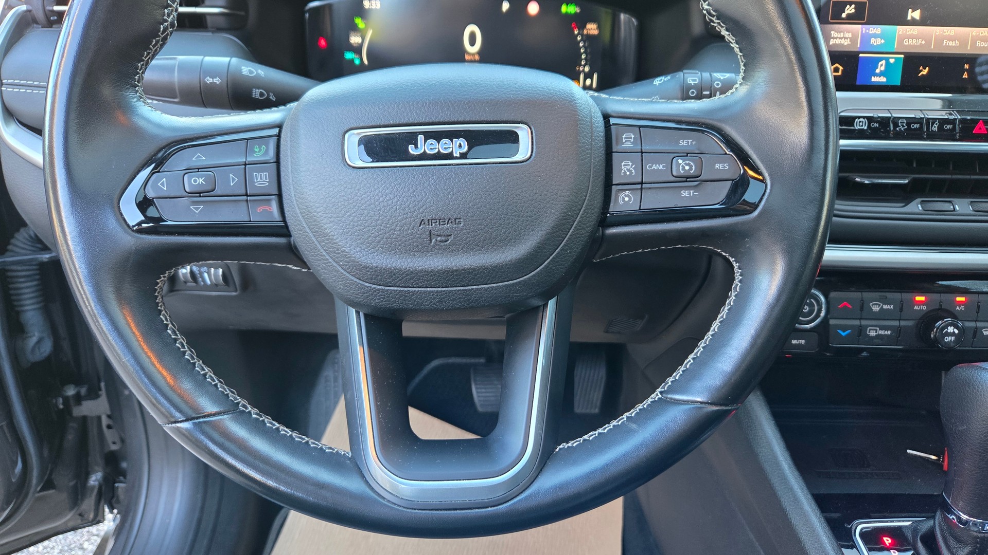 JEEP Compass 1.3 T PHEV Limited AWD-image-15