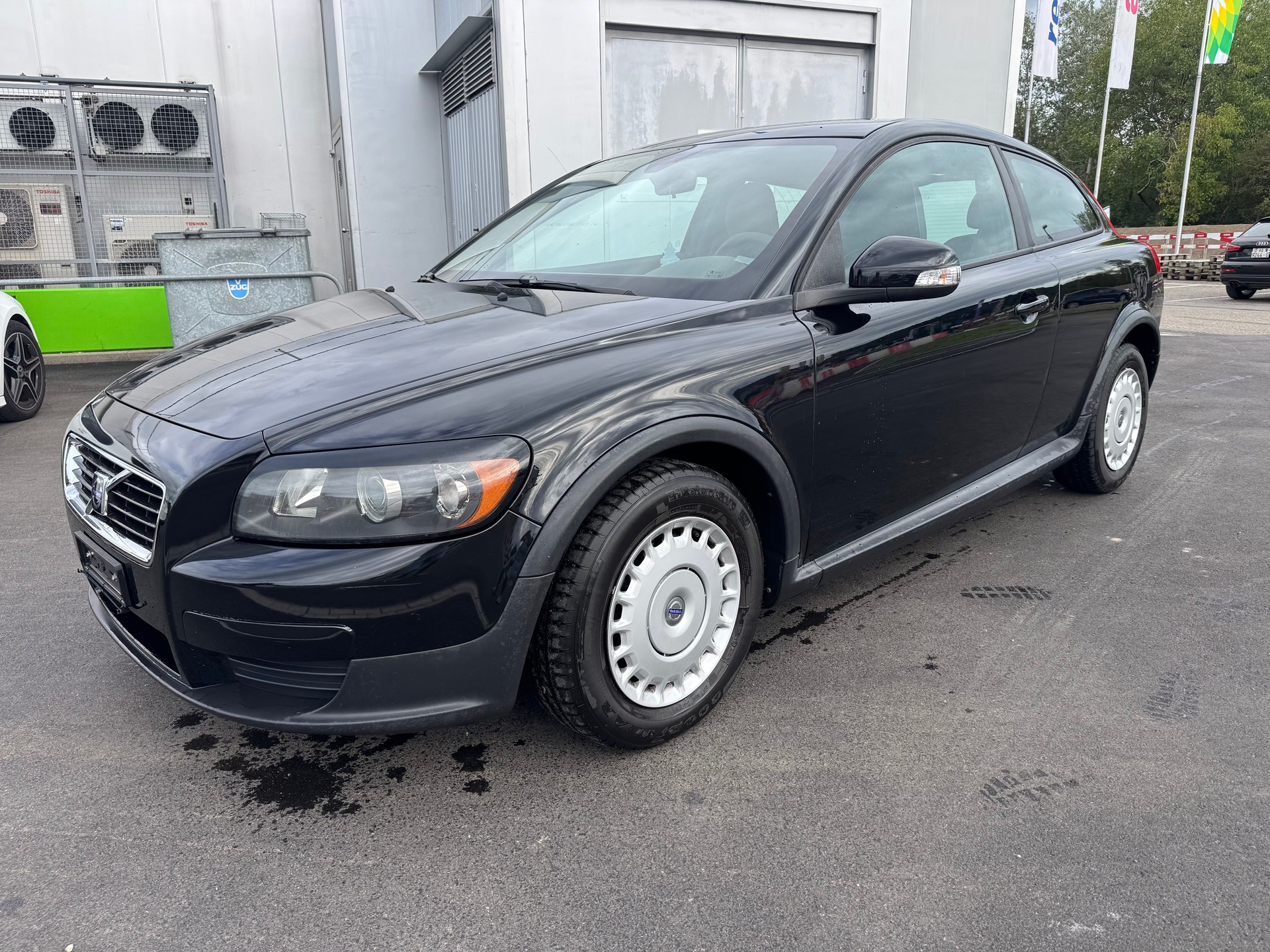 VOLVO C30 1.6-image-1