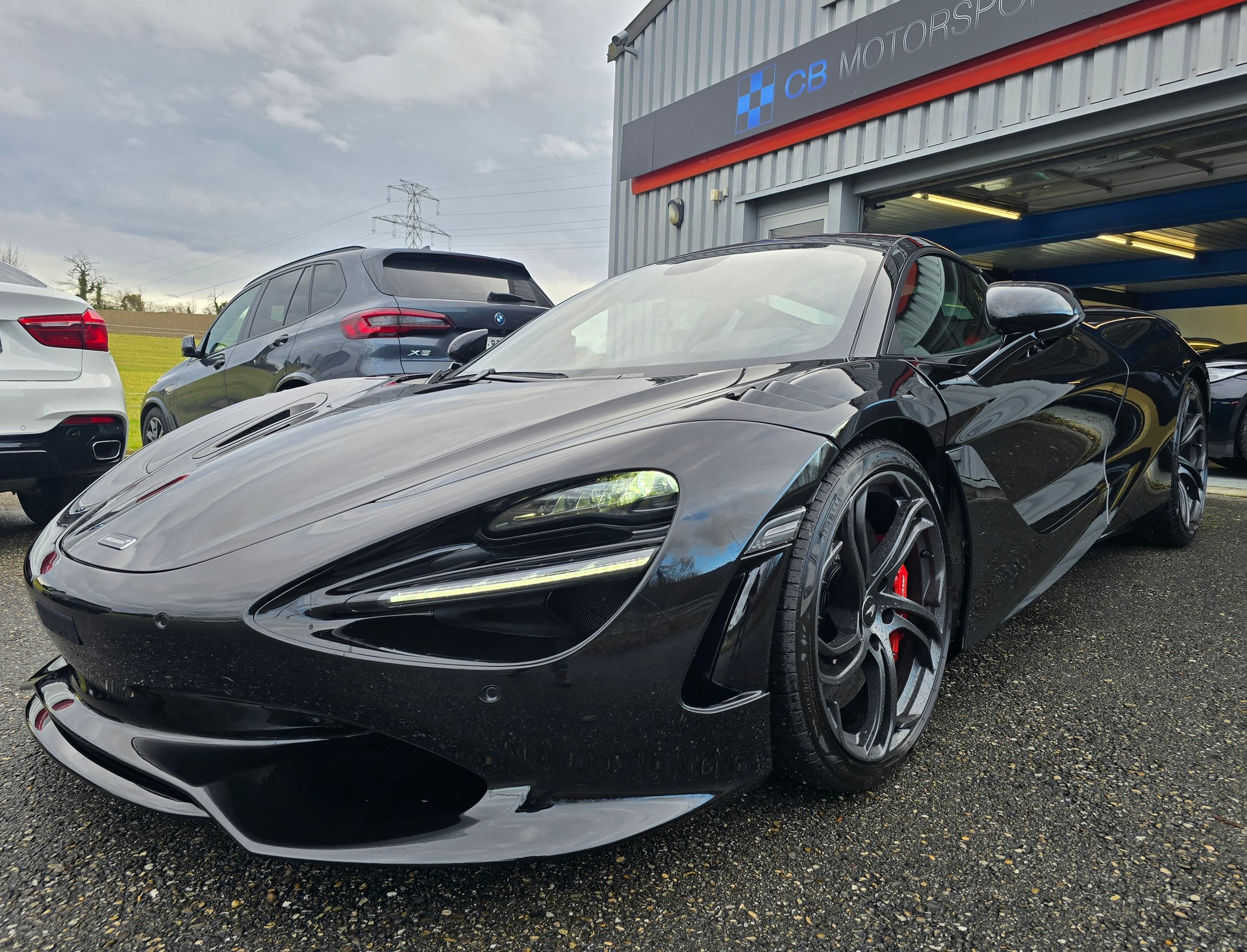 McLAREN PERFORMANCE-image-1